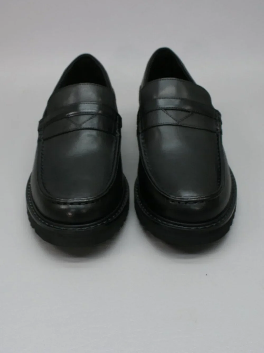 Rockport Men's 9 M Maverick Penny Loafers Black Leather Loafers Slip-ons Shoes